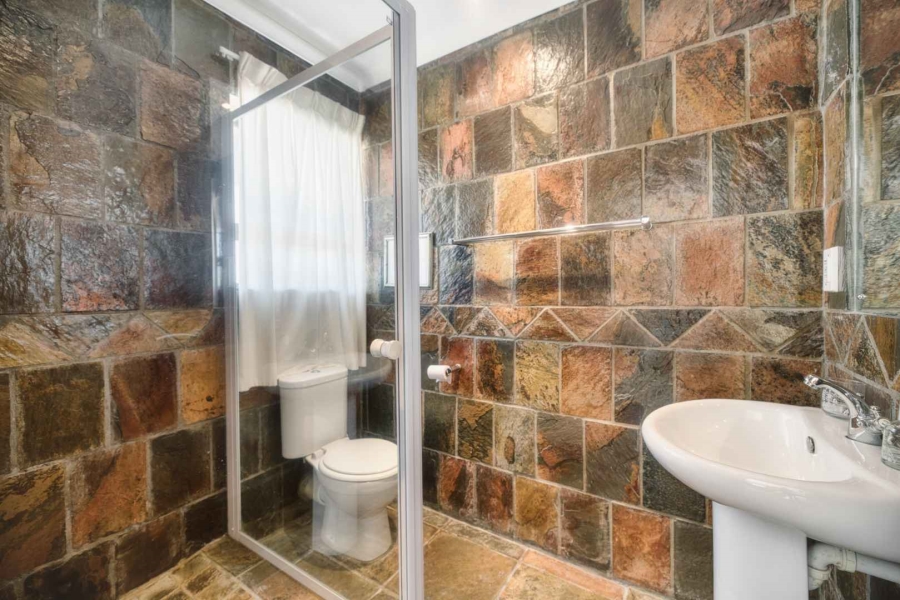 4 Bedroom Property for Sale in Pearly Beach Western Cape